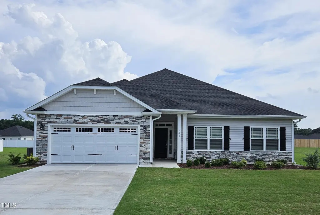 220 Kipling Creek Drive Fuquay Varina NC 27526