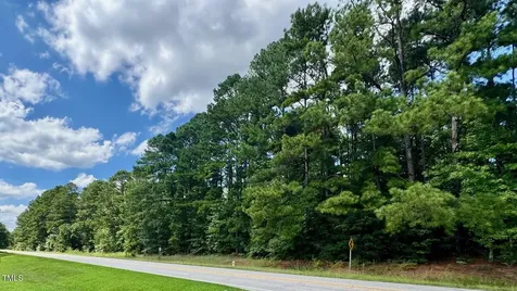 01 158 Business Highway Henderson NC 27536