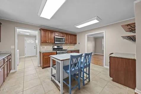 58 Eagle Road Coats NC 27521