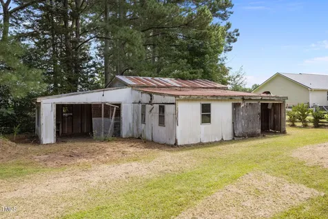 58 Eagle Road Coats NC 27521