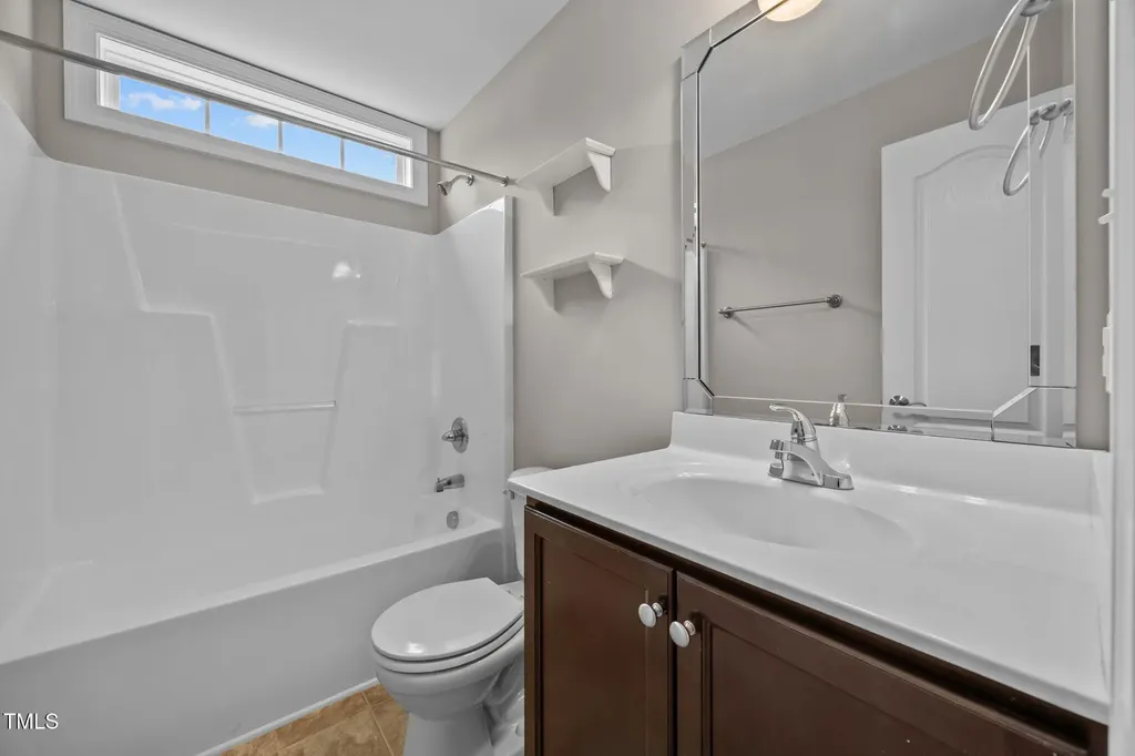 95 Oxfordshire Drive Fuquay Varina NC 27526