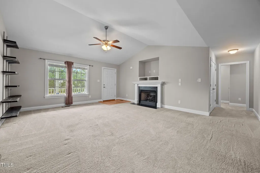 95 Oxfordshire Drive Fuquay Varina NC 27526