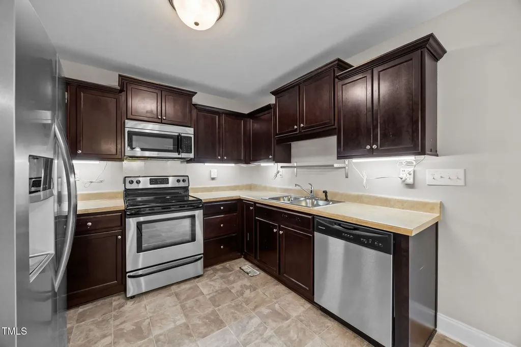 95 Oxfordshire Drive Fuquay Varina NC 27526