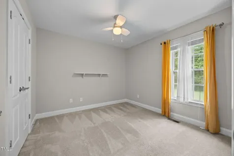 95 Oxfordshire Drive Fuquay Varina NC 27526
