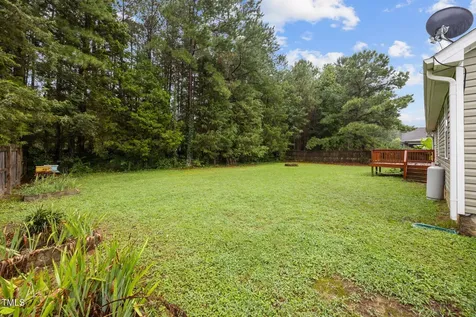 95 Oxfordshire Drive Fuquay Varina NC 27526
