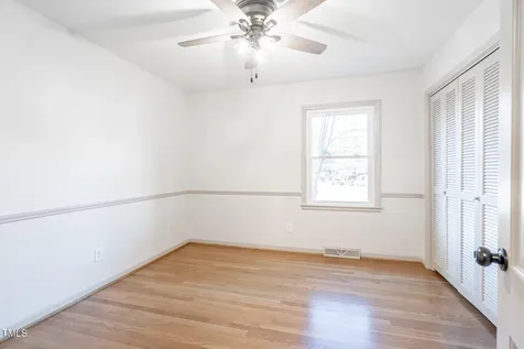 2804 Edgewood Avenue Burlington NC 27215