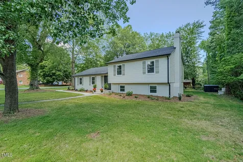 2804 Edgewood Avenue Burlington NC 27215