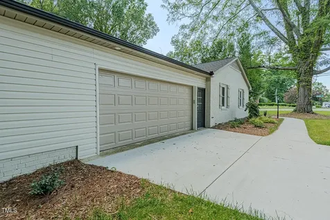 2804 Edgewood Avenue Burlington NC 27215