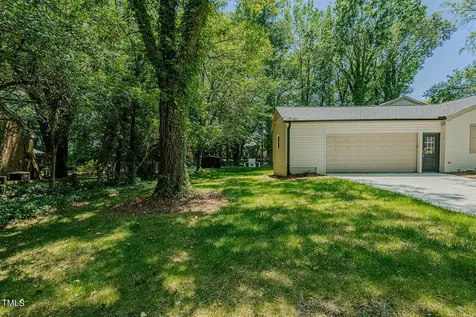 2804 Edgewood Avenue Burlington NC 27215