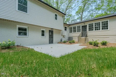 2804 Edgewood Avenue Burlington NC 27215