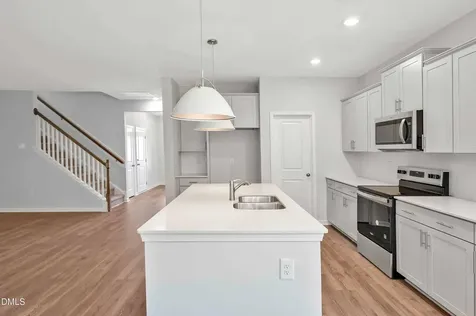 294 White Azalea Way Benson NC 27504
