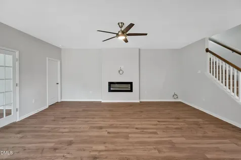 294 White Azalea Way Benson NC 27504