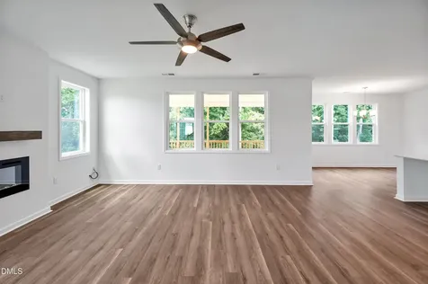 272 White Azalea Way Benson NC 27504