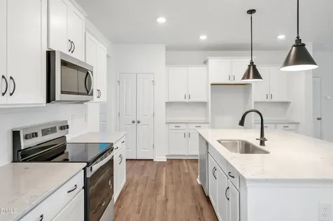 272 White Azalea Way Benson NC 27504