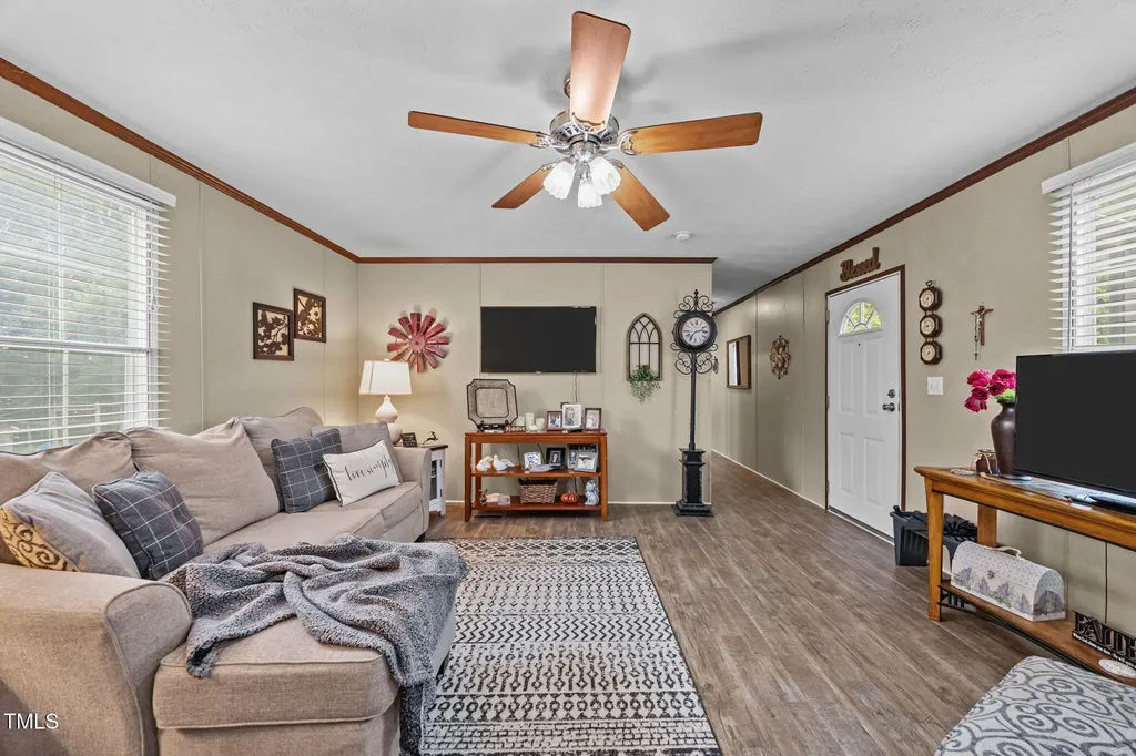 2986 Worth Lane Haw River NC 27258