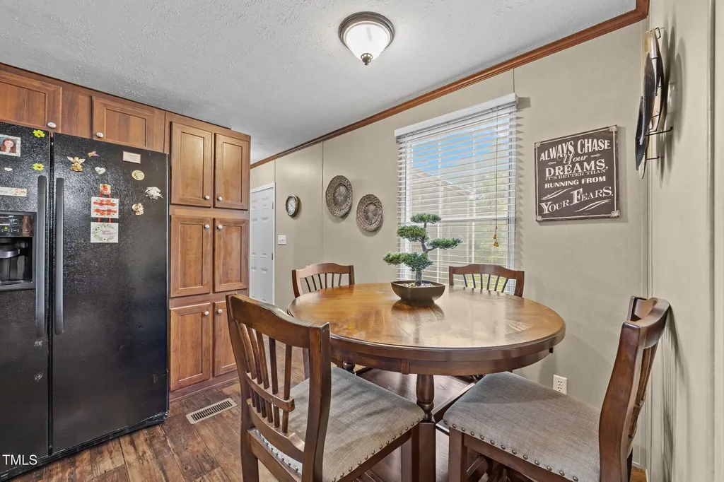 2986 Worth Lane Haw River NC 27258