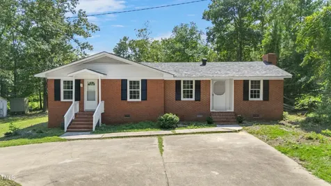611 W James Street Lillington NC 27546