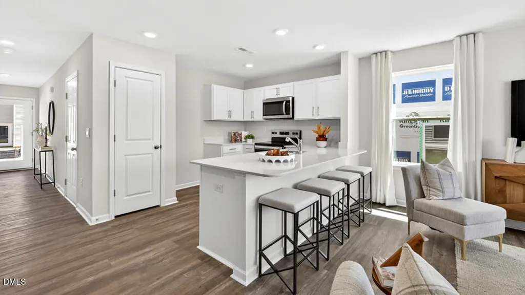 31 Rusling Leaf Drive Fuquay Varina NC 27526
