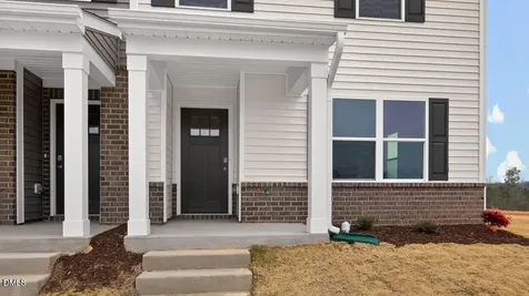 31 Rusling Leaf Drive Fuquay Varina NC 27526
