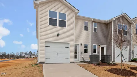 31 Rusling Leaf Drive Fuquay Varina NC 27526