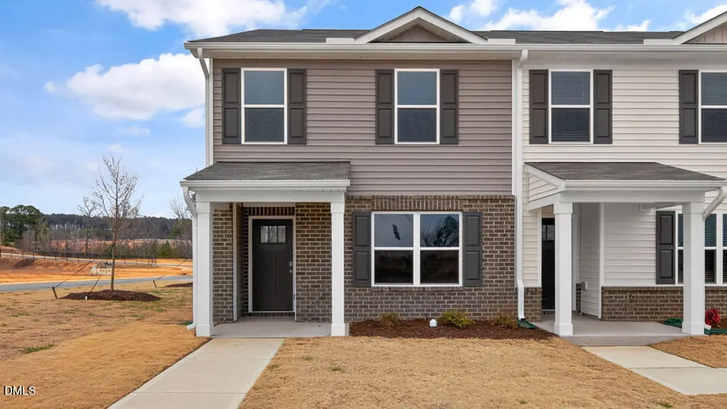 11 Rusling Leaf Drive Fuquay Varina NC 27526