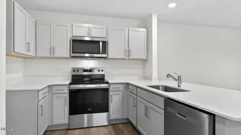 11 Rusling Leaf Drive Fuquay Varina NC 27526