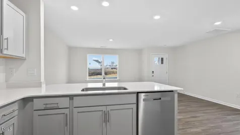 11 Rusling Leaf Drive Fuquay Varina NC 27526