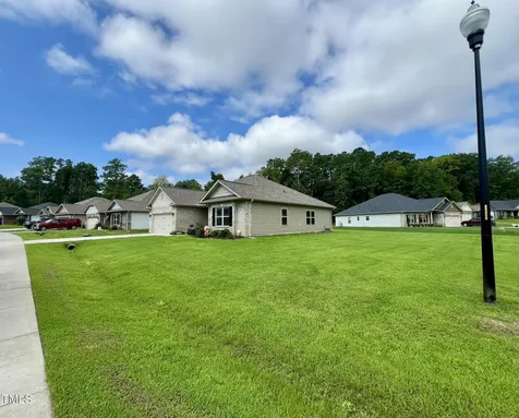 212 Woodwater Circle Lillington NC 27546