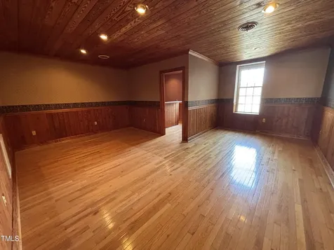 111 N Garnett Street Henderson NC 27536