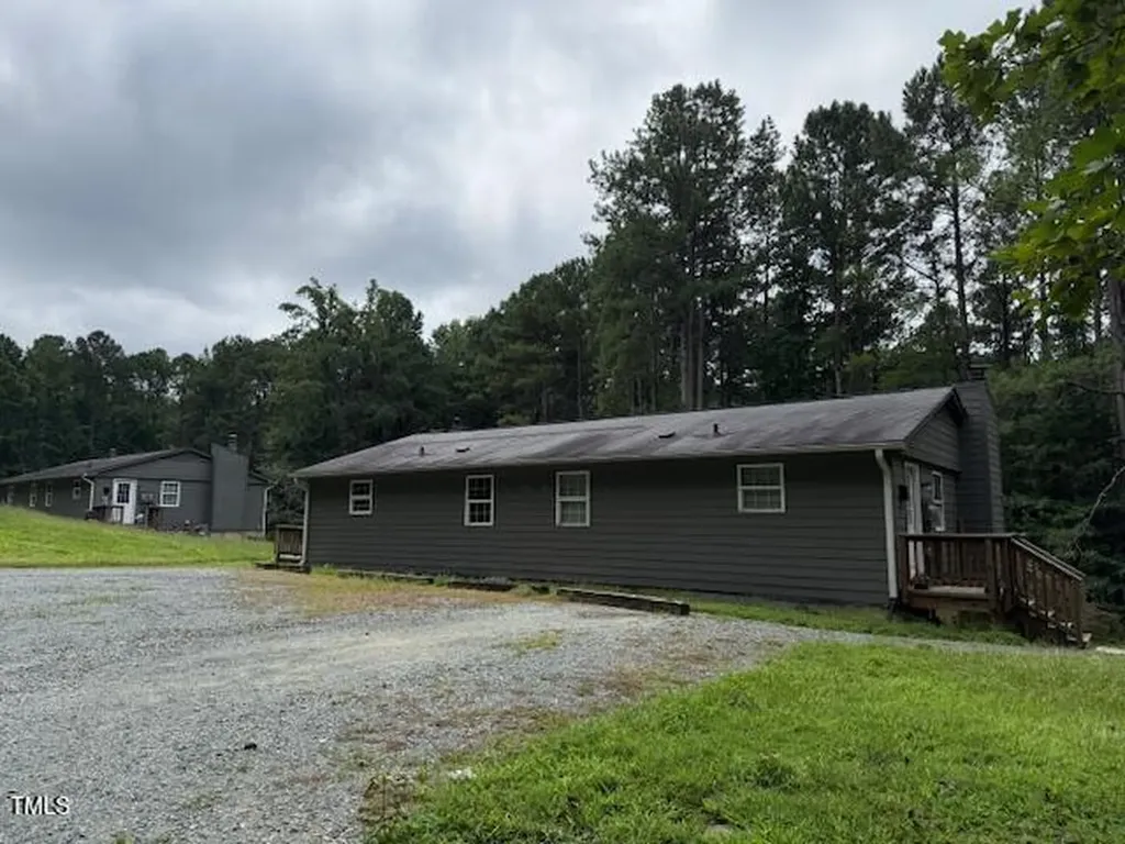 594 Cedar Lake Road Chapel Hill NC 27516