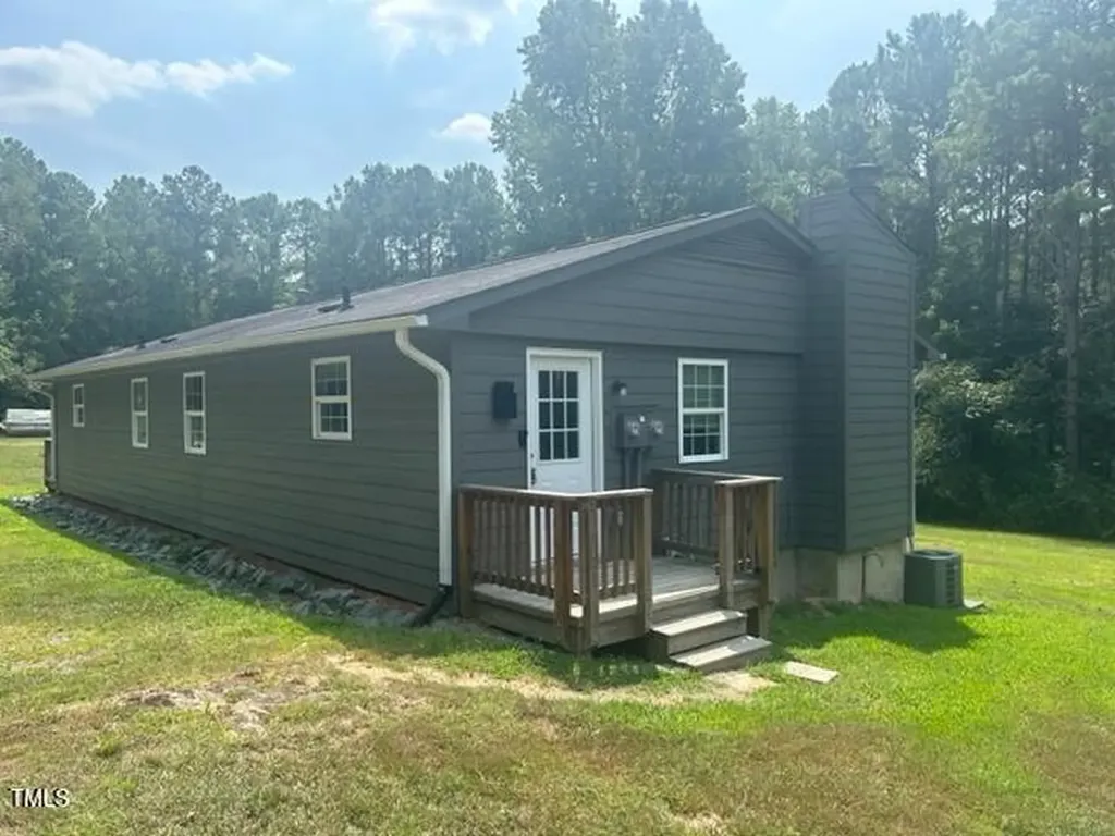 594 Cedar Lake Road Chapel Hill NC 27516