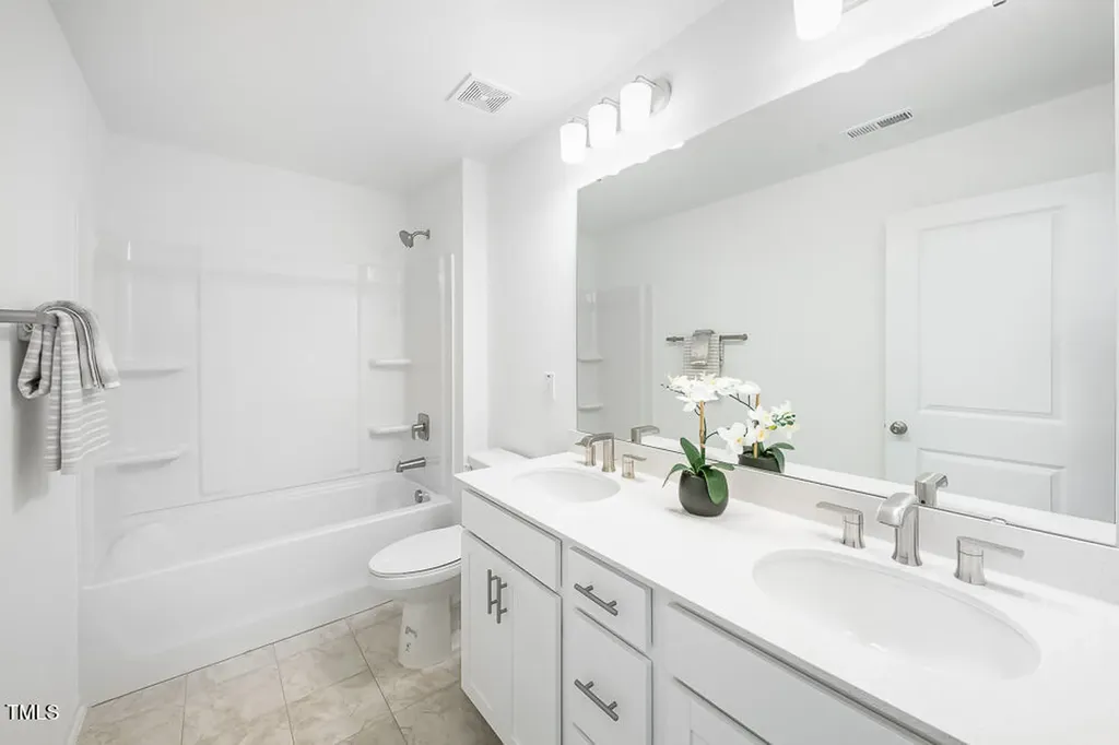 8763 Wardle Court Raleigh NC 27616