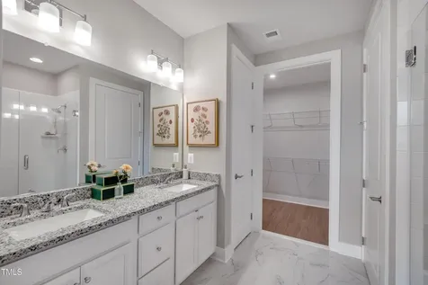 1127 Palisade Bluff Lane Apex NC 27502