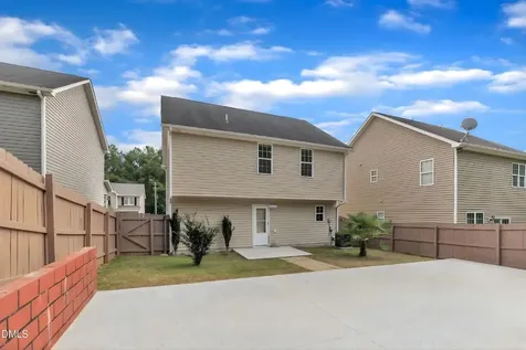 2816 Erinridge Road Raleigh NC 27610