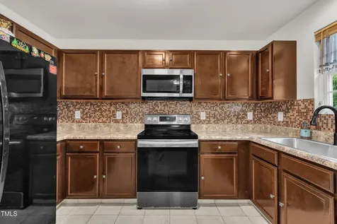 2816 Erinridge Road Raleigh NC 27610