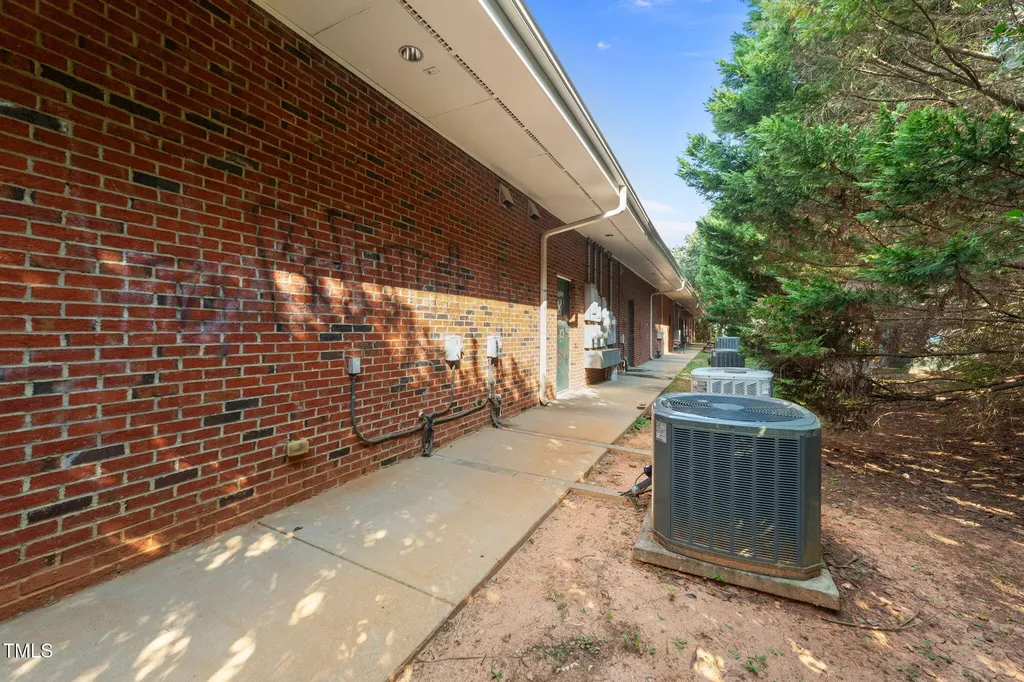100 Cunningham Lane Clayton NC 27527