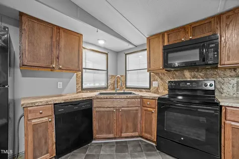 254 Warwick Drive Pinetops NC 27864