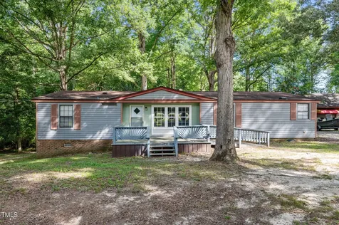 254 Warwick Drive Pinetops NC 27864