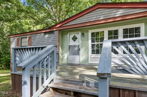 254 Warwick Drive Pinetops NC 27864