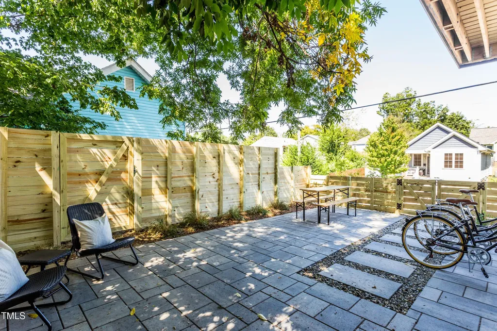 123 Idlewild Avenue Raleigh NC 27601