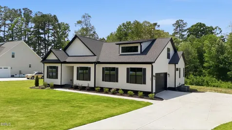 35 Autumnwood Lane Zebulon NC 27597