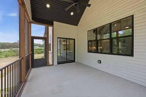 35 Autumnwood Lane Zebulon NC 27597