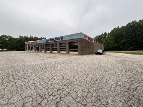 523 W Andrews Avenue Henderson NC 27536
