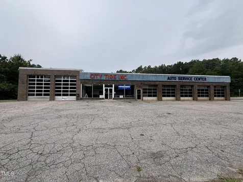 523 W Andrews Avenue Henderson NC 27536