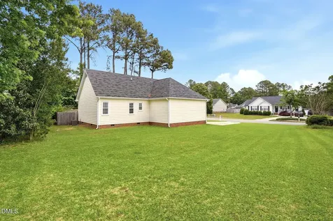 804 S Phillips Pointe Drive Fuquay Varina NC 27526