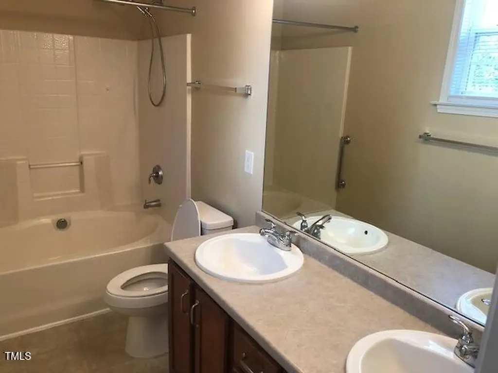125 Hardaway Point Clayton NC 27527