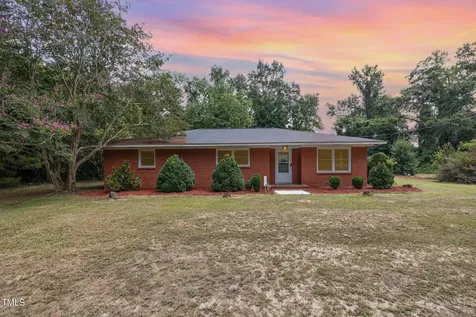 141 Clydes Lane Goldsboro NC 27530