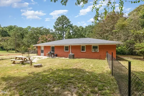 141 Clydes Lane Goldsboro NC 27530