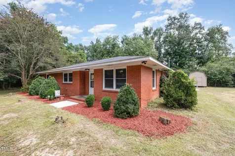 141 Clydes Lane Goldsboro NC 27530