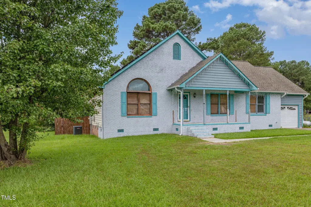 118 Christian Street Clayton NC 27520